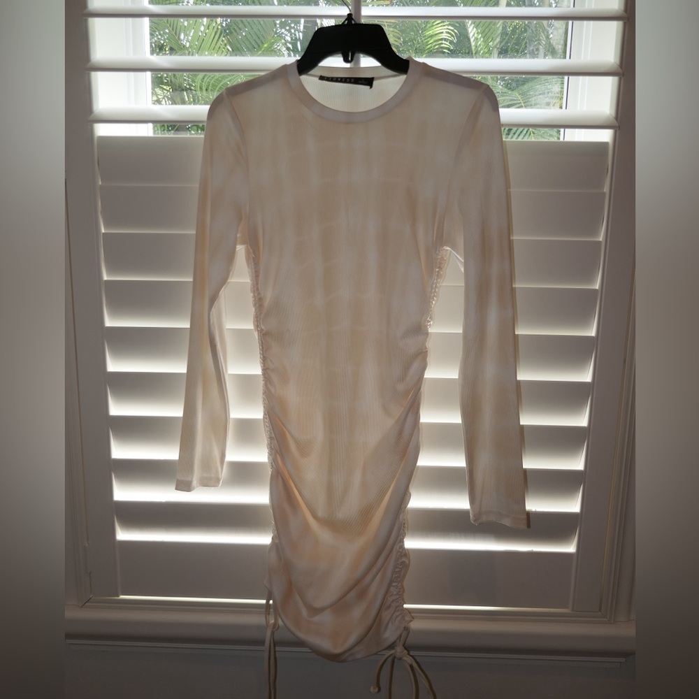 LIONESS LONG SLEEVE DRESS (yellow + white)